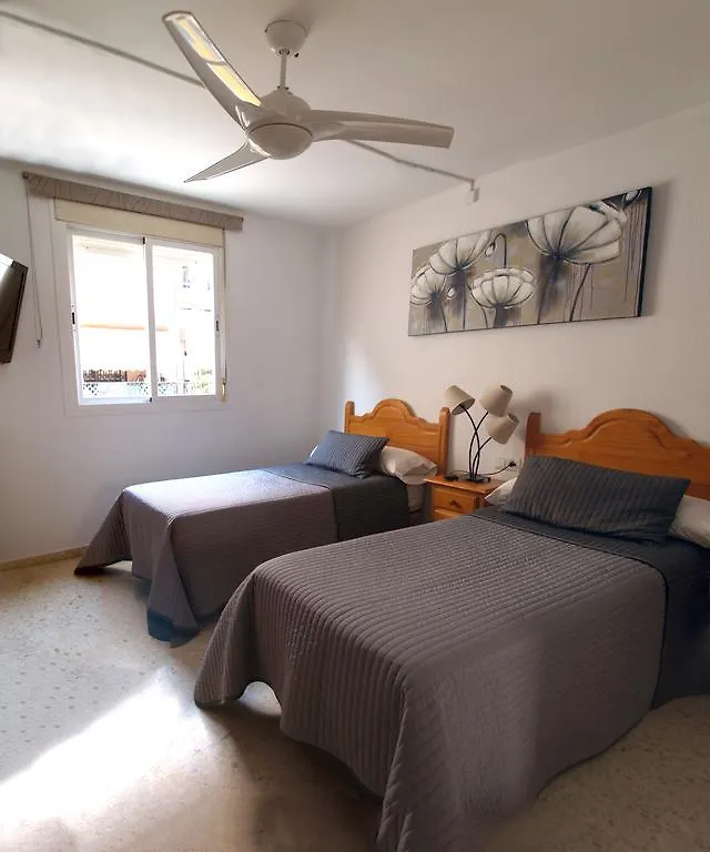 Hostal Gonzalez マルベーリャ ゲストハウス